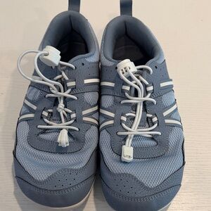 Woman’s Xero Prio size 8